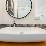 Pleasure Heliopolis Terrace- 3 Min From The Semesterbostad