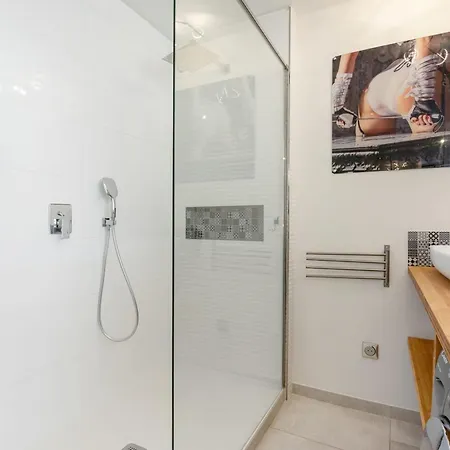 Pleasure Heliopolis Terrace- 3 Min From The Ferienhaus *