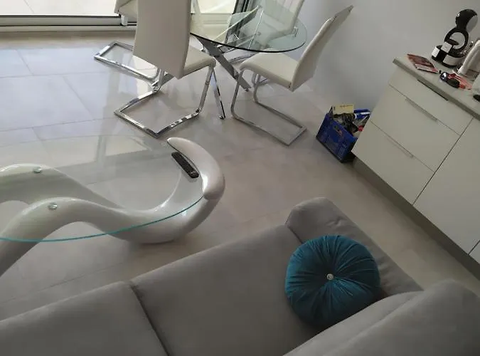 Pleasure Heliopolis Terrace- 3 Min From The Agde