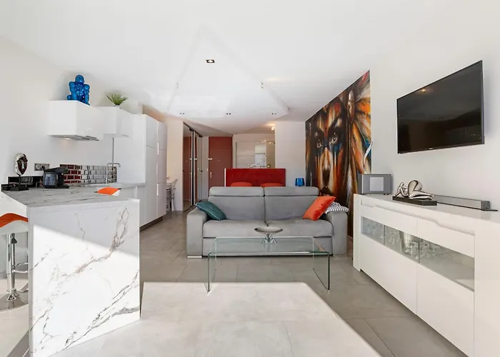 Pleasure Heliopolis Terrace- 3 Min From The Dom wakacyjny Agde