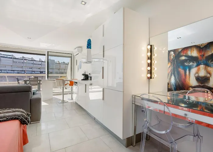 Pleasure Heliopolis Terrace- 3 Min From The 度假居 阿格德