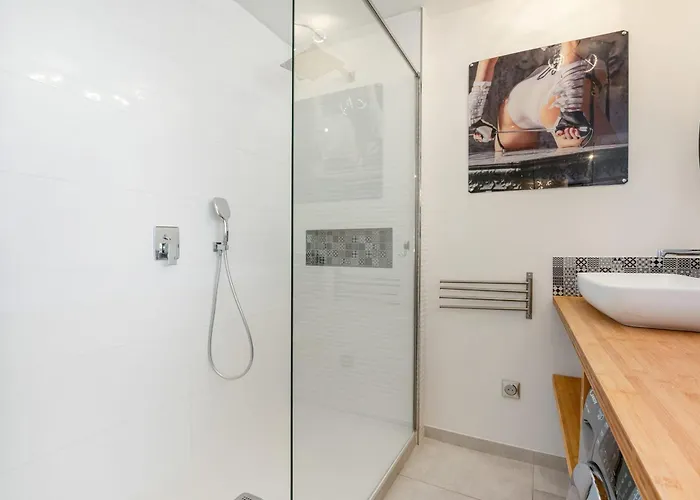 Pleasure Heliopolis Terrace- 3 Min From The 度假居 *